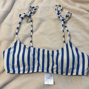 Billabong bikini top